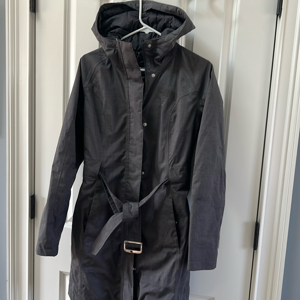 North face slim fit mid length coat excellent condition
